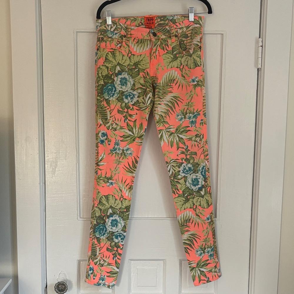 Tripp NYC Tropical Leaf Print Pants